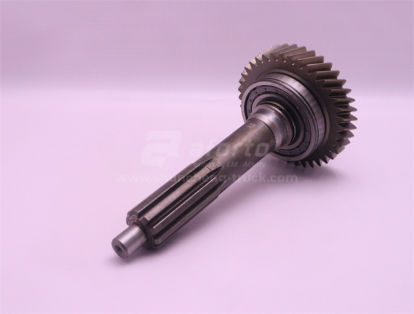 Вал среднего моста AC16 проходной (165 фланец.8 отв.26 шлицов) 445mm