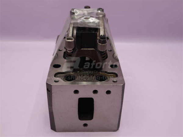 Головка блока WEICHAI WP13 (4 клапана) в сборе с клапанами 1/3/4/6 цилиндра