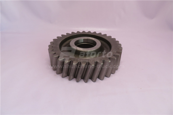 Шестерня ведомая HOWO 70T AC26 среднего моста