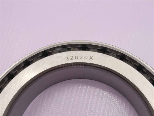 Подшипник ступицы STEYR передней наружный