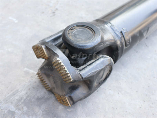 Кардан 1800мм фланец-180 крестовина-68 отв.-4 SHAANXI M3000 (оригинал)