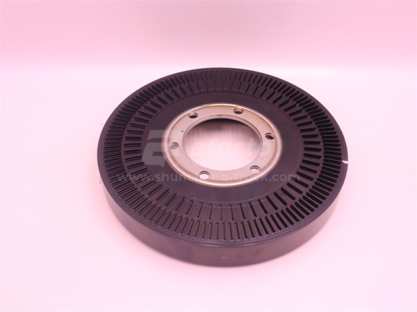 Балансир коленвала передний WP12 4 клапана (оригинал)