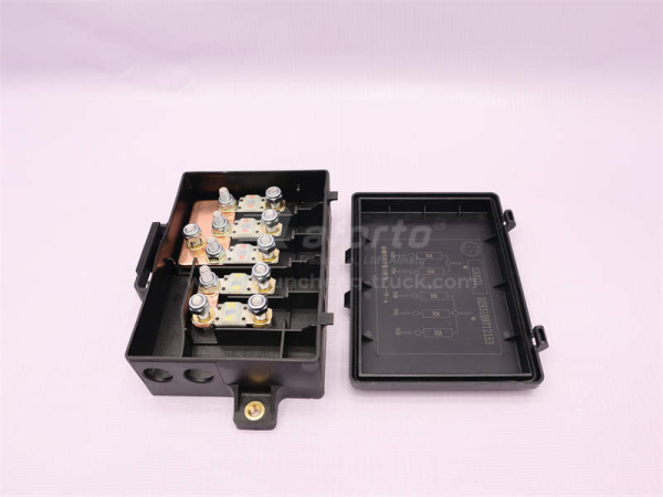 Блок предохранителей (у АКБ) SHAANXI X3000 (оригинал)