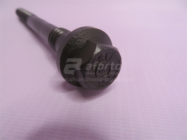 Болт головки блока 14*185*2.0 D12/WP12 QINYAN