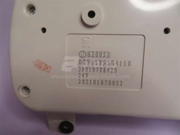 Щиток приборов SHAANXI M3000 новая модель (оригинал)