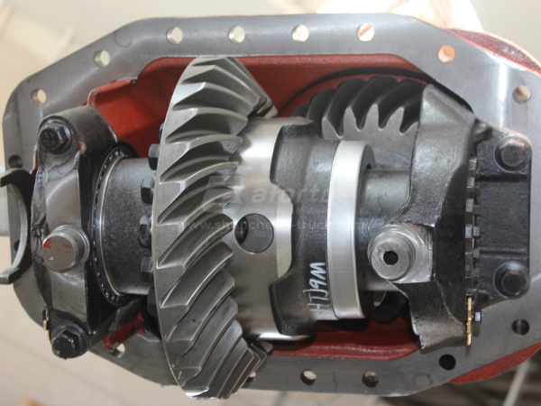 Редуктор моста в сборе среднего SHAANXI M3000/X3000 HANDE TGX/HDZ300 (24:29) новая модель