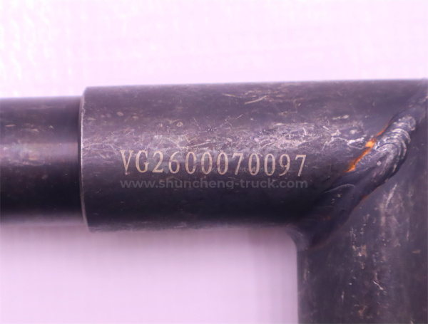 Патрубок слива масла WD615 Euro II