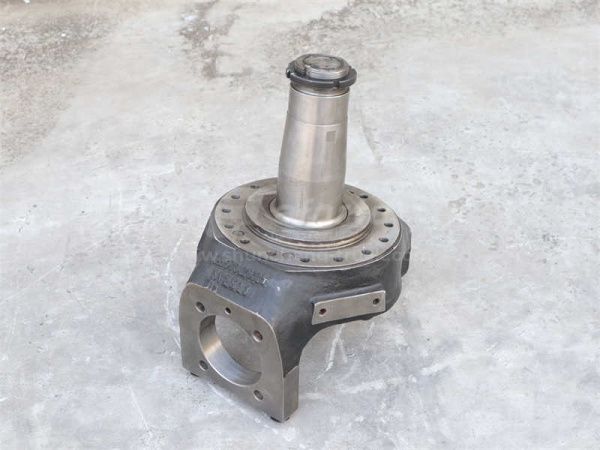 Кулак поворотный HOWO 70T (оригинал)