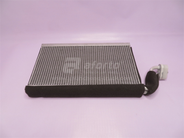 Радиатор кондиционера SHAANXI M3000